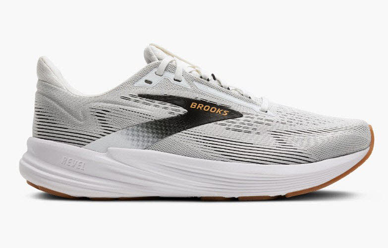 Brooks Revel 8