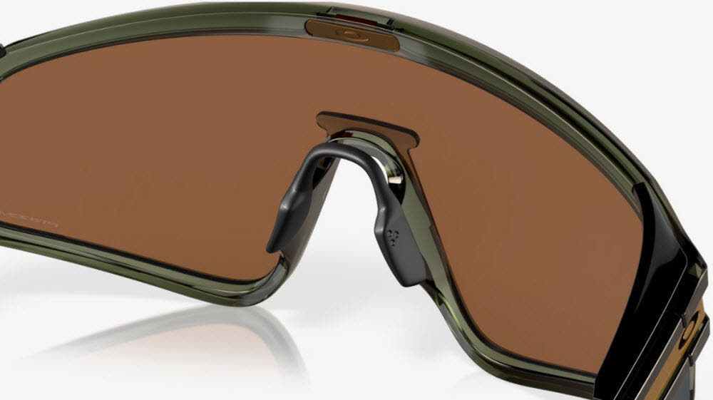 Oakley Latch